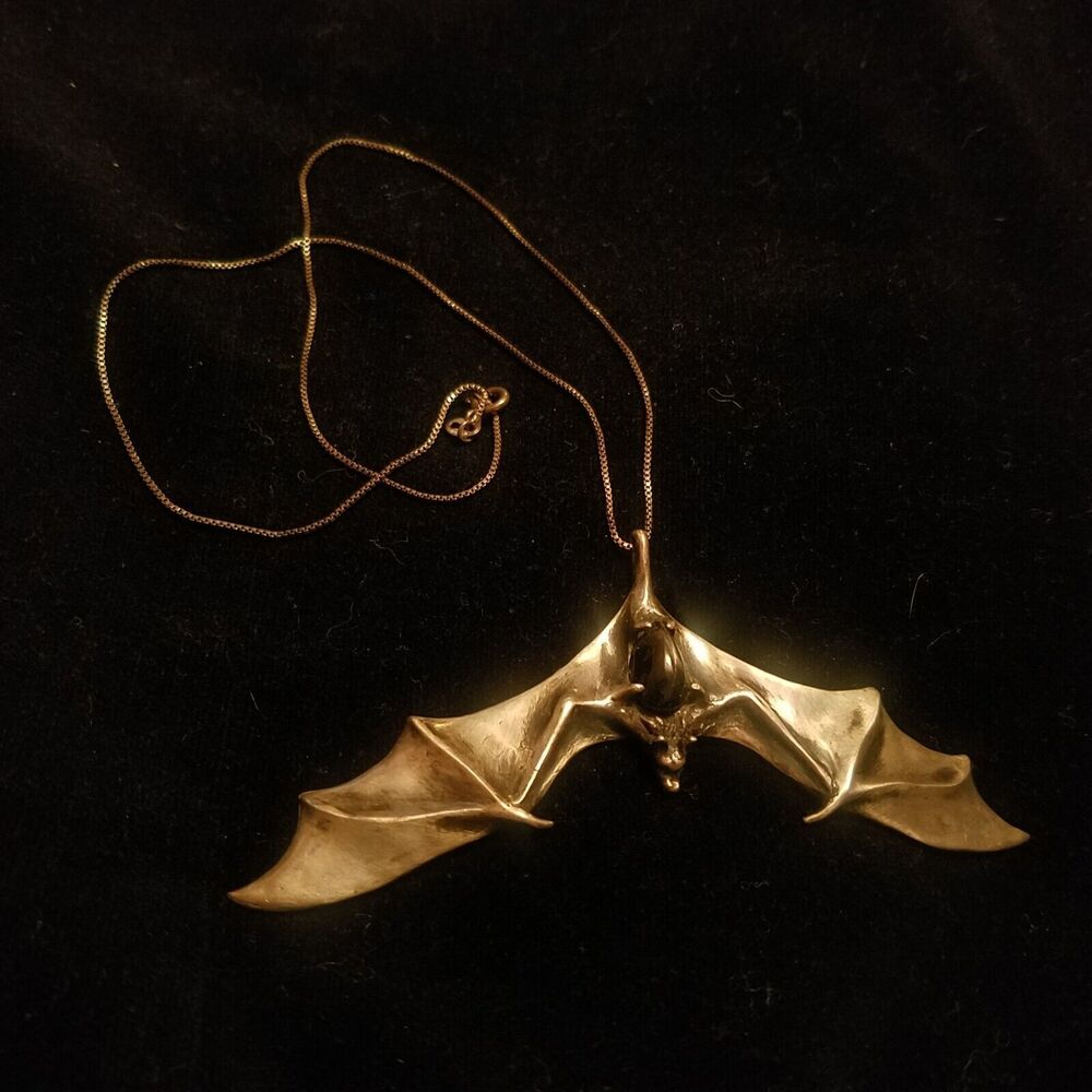 Sterling Silver Bat Pendant w/Black Star Diopside Gemstone, Vampire Goth Gothic - Picture 10 of 10